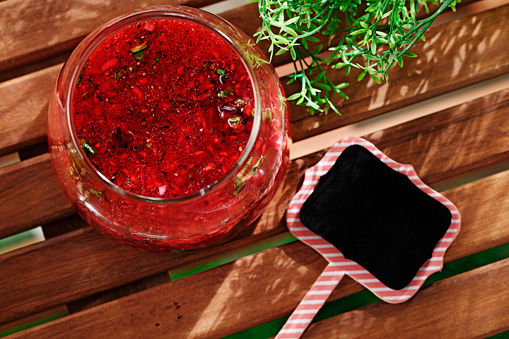 Raspberry Basil Vinaigrette - Hello Canola
